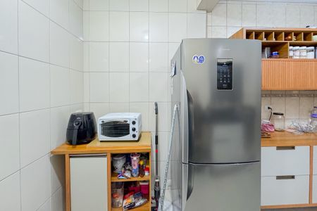 Casa à venda com 300m², 2 quartos e 2 vagasCozinha