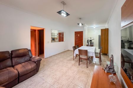 Casa à venda com 300m², 2 quartos e 2 vagasSala