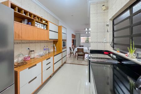 Casa à venda com 300m², 2 quartos e 2 vagasCozinha