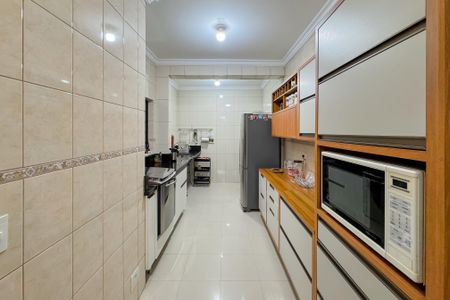 Casa à venda com 300m², 2 quartos e 2 vagasCozinha