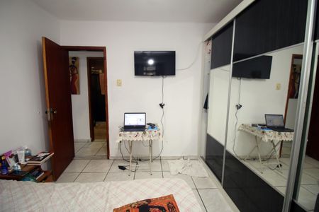 Casa à venda com 62m², 3 quartos e 2 vagasQuarto 2