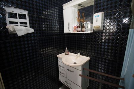 Casa à venda com 62m², 3 quartos e 2 vagasBanheiro de serviço