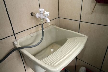 Casa à venda com 62m², 3 quartos e 2 vagasÁrea de Serviço tanque