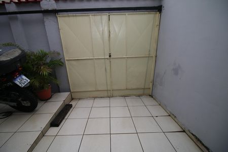 Casa à venda com 62m², 3 quartos e 2 vagasGaragem