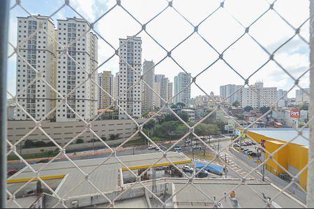 Apartamento à venda com 60m², 3 quartos e 1 vaga Apartamento à venda com 60m², 3 quartos e 1 vagaVista do Quarto 2