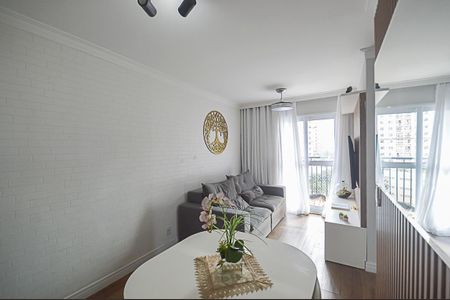 Apartamento à venda com 60m², 3 quartos e 1 vaga Apartamento à venda com 60m², 3 quartos e 1 vagaSala