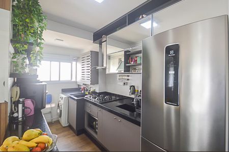 Apartamento à venda com 60m², 3 quartos e 1 vaga Apartamento à venda com 60m², 3 quartos e 1 vagaCozinha e Área de Serviço