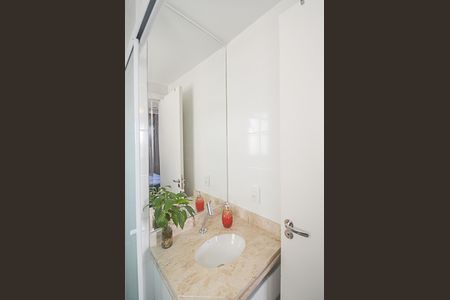 Apartamento à venda com 60m², 3 quartos e 1 vaga Apartamento à venda com 60m², 3 quartos e 1 vagaBanheiro da Suíte