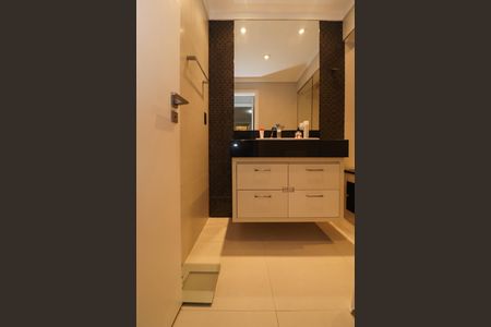 Apartamento para alugar com 100m², 2 quartos e 2 vagasBanheiro da Suíte 2