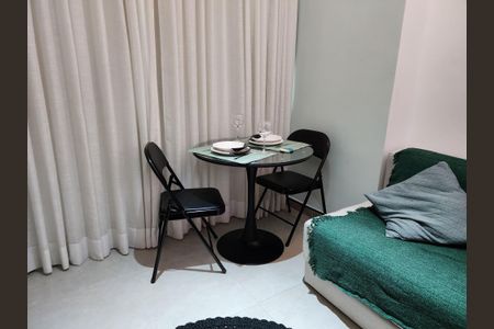 Apartamento à venda com 27m², 1 quarto e sem vagaSala