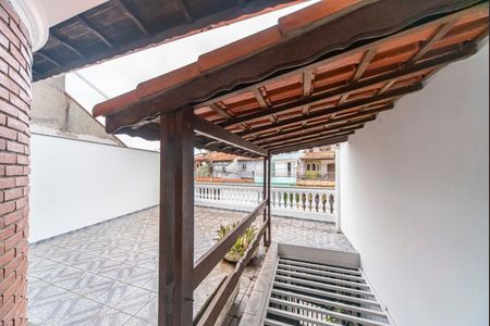 Casa à venda com 214m², 4 quartos e 2 vagas Casa à venda com 214m², 4 quartos e 2 vagasVaranda do Quarto 3