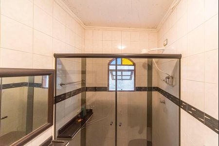 Casa à venda com 214m², 4 quartos e 2 vagas Casa à venda com 214m², 4 quartos e 2 vagasBanheiro Social