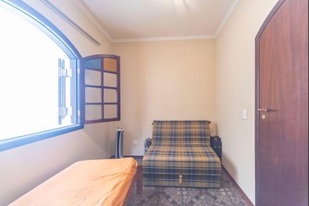 Casa à venda com 214m², 4 quartos e 2 vagas Casa à venda com 214m², 4 quartos e 2 vagasQuarto 1