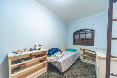Quarto 2 de casa à venda com 4 quartos, 214m² em Jardim Las Vegas, Santo André