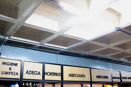 Apartamento para alugar com 54m², 1 quarto e 1 vagaÁrea comum - Loja de conveniência