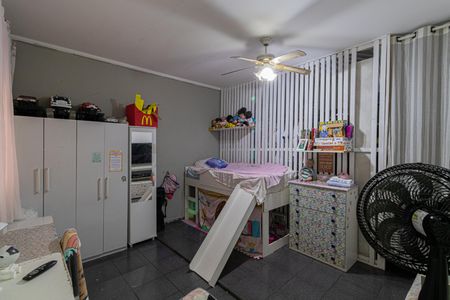 Casa à venda com 150m², 4 quartos e 3 vagasCasa 1 Quarto 1