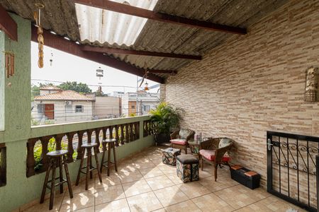 Casa à venda com 150m², 4 quartos e 3 vagasCasa 2 Varanda