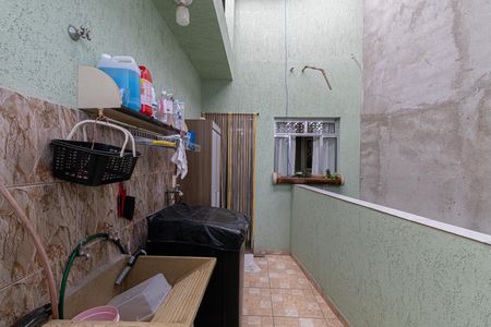 Casa à venda com 150m², 4 quartos e 3 vagasCasa 2 Área de Serviço