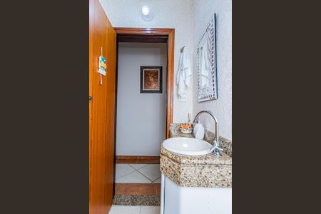 Casa à venda com 150m², 3 quartos e 4 vagasLavabo