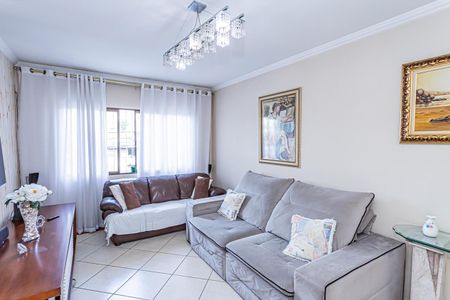 Casa à venda com 150m², 3 quartos e 4 vagasSala