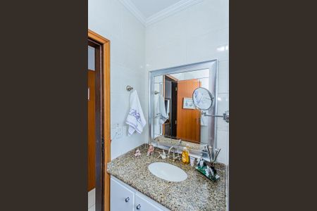 Casa à venda com 150m², 3 quartos e 4 vagasBanheiro da Suíte