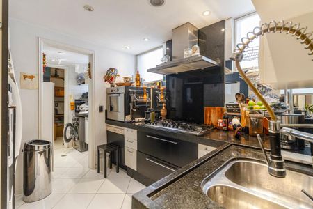 Apartamento para alugar com 81m², 1 quarto e 1 vagaCozinha