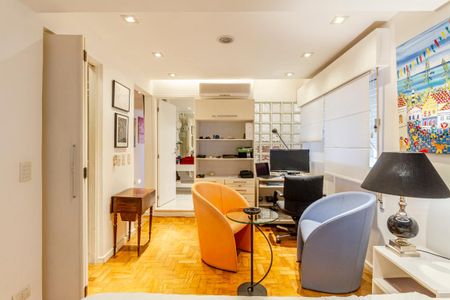 Apartamento para alugar com 81m², 1 quarto e 1 vagaSuíte