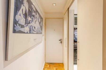 Apartamento para alugar com 81m², 1 quarto e 1 vagaHall de entrada