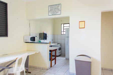 Apartamento à venda com 48m², 2 quartos e 1 vaga Apartamento à venda com 48m², 2 quartos e 1 vagaCozinha