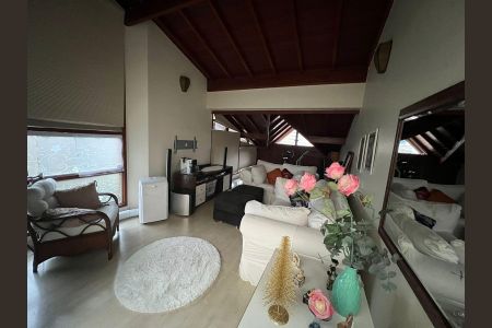 Casa à venda com 257m², 4 quartos e 4 vagas