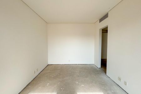 Apartamento à venda com 632m², 4 quartos e 7 vagas Apartamento à venda com 632m², 4 quartos e 7 vagasSuíte 1