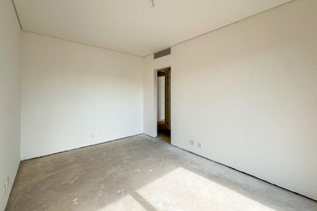 Apartamento à venda com 632m², 4 quartos e 7 vagas Apartamento à venda com 632m², 4 quartos e 7 vagasSuíte 1