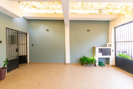 Casa à venda com 167m², 3 quartos e 2 vagasGaragem