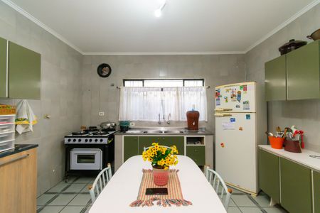 Casa à venda com 167m², 3 quartos e 2 vagasCozinha