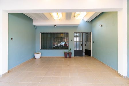 Casa à venda com 167m², 3 quartos e 2 vagasGaragem