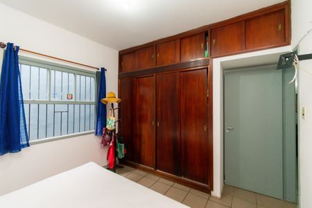 Casa à venda com 167m², 3 quartos e 2 vagasQuarto 1