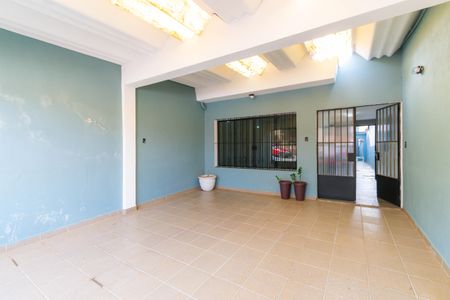 Casa à venda com 167m², 3 quartos e 2 vagasGaragem