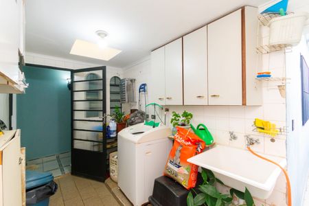 Casa à venda com 167m², 3 quartos e 2 vagasÁrea de Serviço