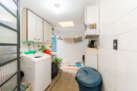 Casa à venda com 167m², 3 quartos e 2 vagasÁrea de Serviço