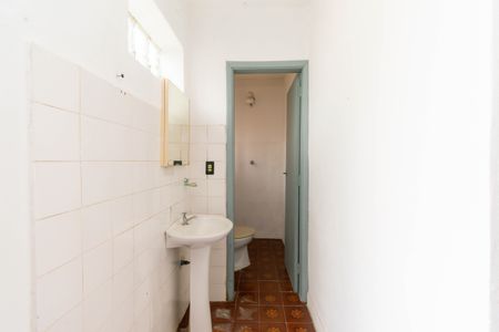 Casa à venda com 167m², 3 quartos e 2 vagasÁrea gourmet - Banheiro