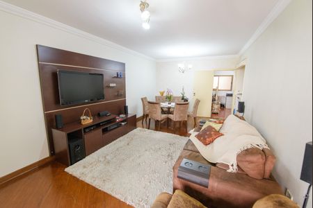 Apartamento para alugar com 170m², 3 quartos e 2 vagas Apartamento para alugar com 170m², 3 quartos e 2 vagasSala