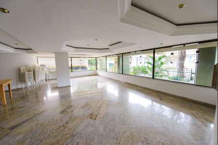 Apartamento para alugar com 170m², 3 quartos e 2 vagas Apartamento para alugar com 170m², 3 quartos e 2 vagasÁrea comum - Salão de festas
