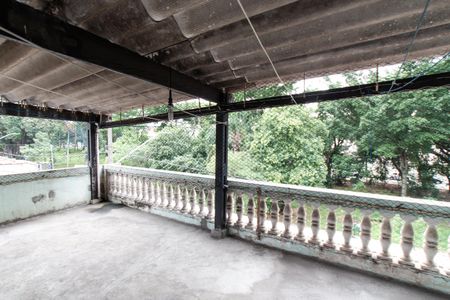 Casa à venda com 160m², 4 quartos e 1 vagaÁrea de Serviço