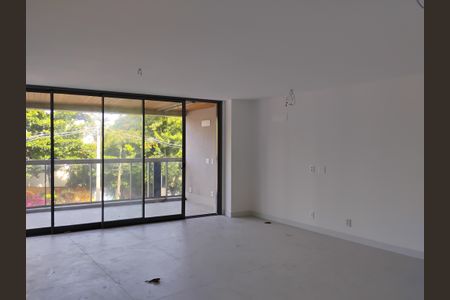 Apartamento à venda com 229m², 4 quartos e 2 vagasSala