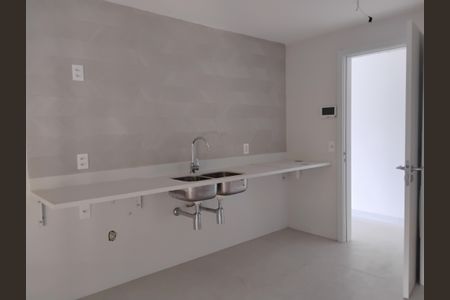 Apartamento à venda com 229m², 4 quartos e 2 vagasCozinha