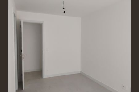 Apartamento à venda com 214m², 4 quartos e 1 vagaSuíte 2