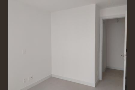 Apartamento à venda com 214m², 4 quartos e 1 vagaSuíte 3