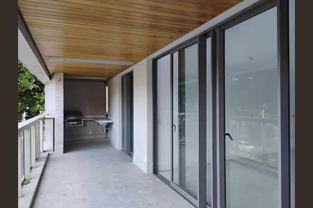 Apartamento à venda com 214m², 4 quartos e 1 vagaSala