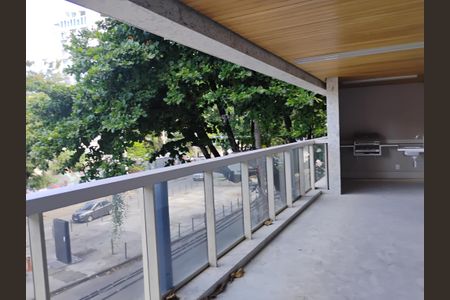 Apartamento à venda com 214m², 4 quartos e 1 vagaSala