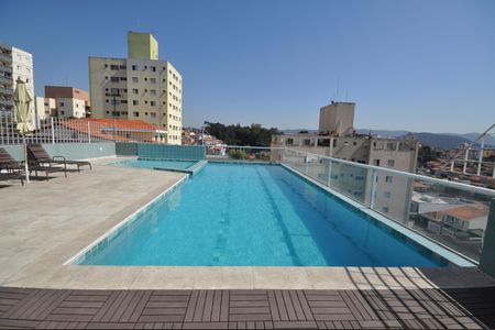 Apartamento à venda com 34m², 1 quarto e 1 vagaÁrea comum - Piscina